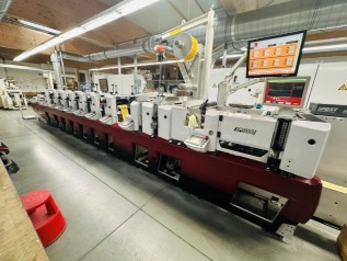 Flexo and label printing machine